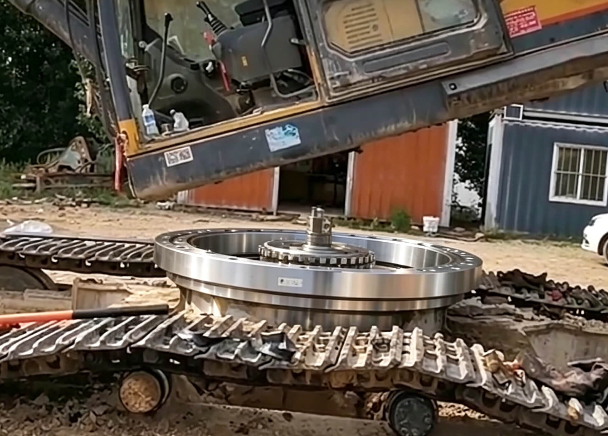 Peru - Komatsu PC300