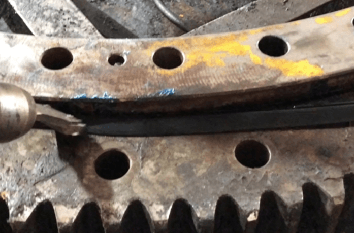 slewing bearing seal inspection and replacement guide